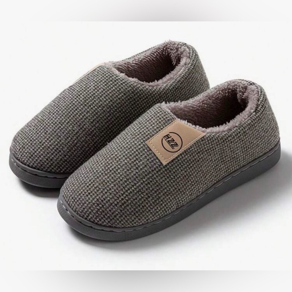 Other - Mens slippers